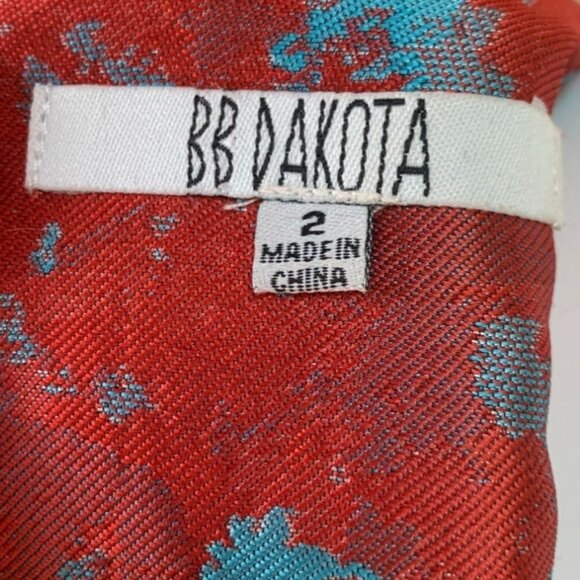 BB Dakota Cocktail Dress Box Pleated Red Brocade Abstract Fit+Flare Size 2 - Picture 8 of 14